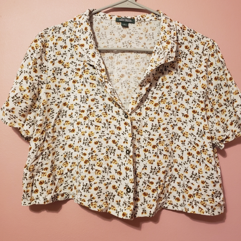 Wild Fable Floral Button Down Crop Top